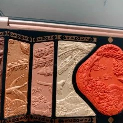 Florasis Peony Exquisitely Carved Flower Pattern Eyeshadow Palette