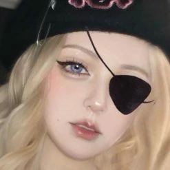 EverythingCuteClub Handmade Pinky Skeleton Berets / Hair Pin