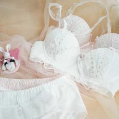 EverythingCuteClub Japan Daisy Lace Bralette Set
