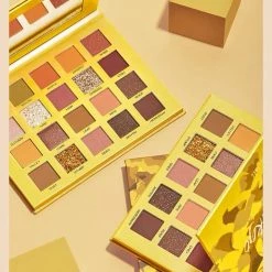 EverythingCuteClub Judydoll Tokyo Ginkgo / Desert Rose 20 Colour Eye Shadow Palette