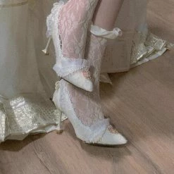 EverythingCuteClub Handcrafted Wedding Style High Heel Shoes Accessories