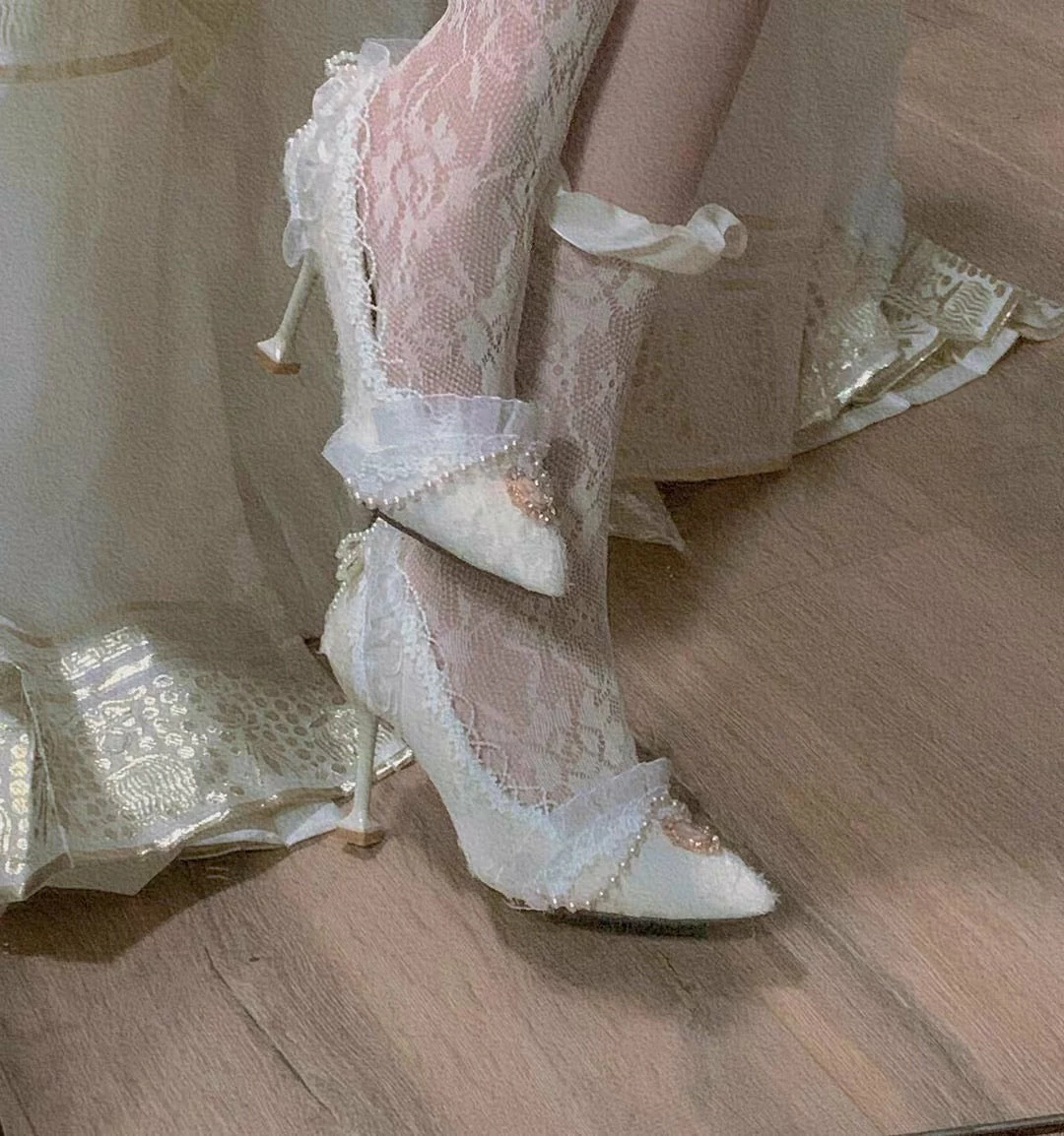 EverythingCuteClub Handcrafted Wedding Style High Heel Shoes Accessories 4 EverythingCuteClub Handcrafted Wedding Style High Heel Shoes Accessories