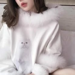 EverythingCuteClub Soft Kitty Pull Over / With Fur Oversized Top