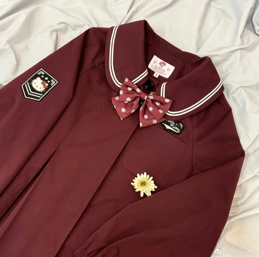 EverythingCuteClub Pre-order Sanrio Collaboration 2021SS Sanrio Character Pompom Purin Hellokitty Mymelody Cinnamoroll Trench Coat Jackets + Puffs+ Coats 17 EverythingCuteClub Pre-order Sanrio Collaboration 2021SS Sanrio Character Pompom Purin Hellokitty Mymelody Cinnamoroll Trench Coat Jackets + Puffs+ Coats