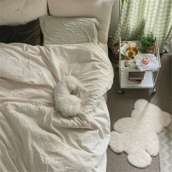 EverythingCuteClub Soft Little Bear Carpet Room Decor