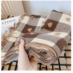 EverythingCuteClub Brown Heart Scarf